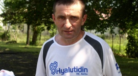 Sport to zdrowie? BiegajÄ…c zadbaj o swoje stawy Styl Å¼ycia, LIFESTYLE - Od pewnego czasu w Polsce zapanowaÅ‚a moda na bieganie. Jednak nawet amatorskie biegi stanowiÄ… obciÄ…Å¼enie dla stawÃ³w i mogÄ… byÄ‡ przyczynÄ… kontuzji. Aby siÄ™ przed nimi ustrzec powinniÅ›my zadbaÄ‡ o prawidÅ‚owÄ… rozgrzewkÄ™, dobre obuwie i odpowiedniÄ… suplementacjÄ™.