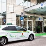 GoÅ›cie hotelu Hyatt Regency Warsaw pojadÄ… taksÃ³wkami EcoCar