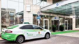 GoÅ›cie hotelu Hyatt Regency Warsaw pojadÄ… taksÃ³wkami EcoCar