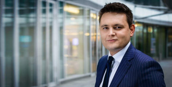 LANĈERTO liderem badania Daymaker Index 2015 BIZNES, Konsument - Firma badawcza Daymaker Poland już po raz piąty przeprowadziła ogólnopolskie badanie poziomu jakości obsługi klienta wśród 820 sklepów 164 sieci handlowych w 18 branżach.