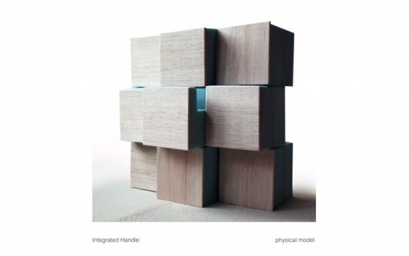 Drzwi odkryte na nowo Sztuka, LIFESTYLE - Slow Door to nowatorski koncept drzwi. ZespÃ³Å‚ szeÅ›ciennych elementÃ³w, tworzy przestrzenny mechanizm, ktÃ³ry ma opÃ³ÅºniaÄ‡ przejÅ›cie. To, w zamyÅ›le autorÃ³w, ma pomÃ³c doceniÄ‡ czas i samo doÅ›wiadczenie z tym zwiÄ…zane. To jeden z 12 finalistÃ³w konkursu Lexus Design Award 2016.