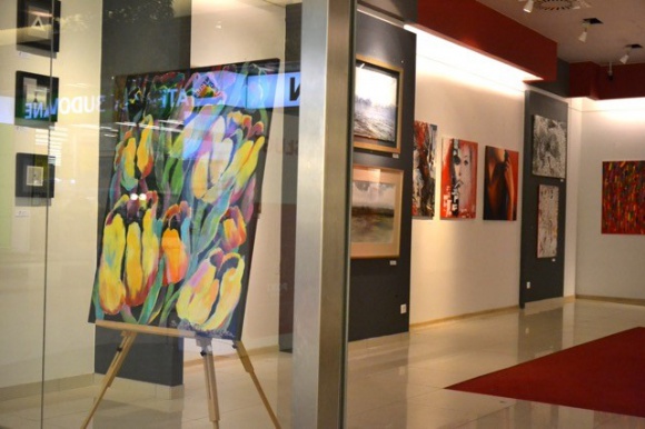 Polscy artyÅ›ci dla galerii Project Art Sztuka, LIFESTYLE - â€žOgrody WyobraÅºniâ€ â€“ pod takim tytuÅ‚em odbywa siÄ™ w Porcie ÅÃ³dÅº kolejna edycja wystawy obrazÃ³w artystÃ³w z Project Art. OgrÃ³d wyobraÅºni jest poÅ‚Ä…czeniem kilkunastu rÃ³Å¼nych wizji twÃ³rcÃ³w na temat postrzegania wiosny i lata w sztuce.