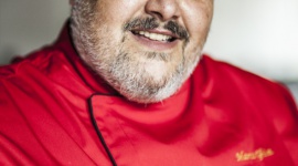 Czy kuchenka mikrofalowa moÅ¼e nas jeszcze czymÅ› zaskoczyÄ‡? Styl Å¼ycia, LIFESTYLE - Wydaje siÄ™, Å¼e kuchenka mikrofalowa nie ma juÅ¼ przed nami tajemnic. Marco Ghia, szef warszawskiej Akademii Kulinarnej Whirlpool, znalazÅ‚ 10 zaskakujÄ…cych sposobÃ³w na uÅ‚atwienie sobie pracy w kuchni przy pomocy mikrofali.
