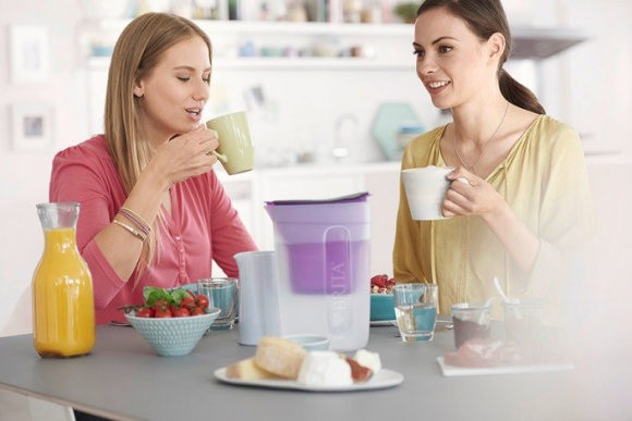 EKOprzewodnik w 5 krokach Styl życia, LIFESTYLE - Z każdym rokiem coraz więcej Polaków przekonuje się o tym, że zmiana życiowych przyzwyczajeń może mieć wpływ na ochronę środowiska. Zachowanie ekopostawy na co dzień nie wymaga wielkich wyrzeczeń, a gwarantuje czysty zysk. Poznaj 5 prostych sposobów na EKOżycie!