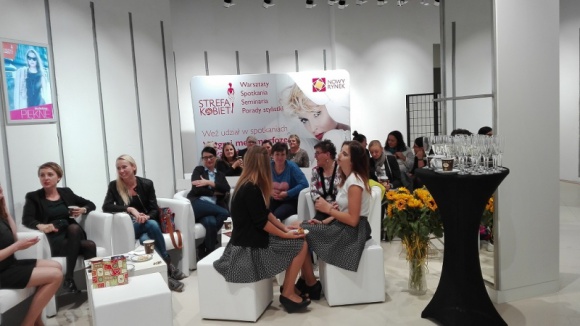 Kobiecy wtorek w Nowym Rynku Styl Å¼ycia, LIFESTYLE - Budowanie wÅ‚asnej marki z trenerem rozwoju osobistego i zawodowego, metamorfoza o wartoÅ›ci 1000 zÅ‚, zaproszenia do spa. JuÅ¼ we wtorek 25 paÅºdziernika galeria handlowa Nowy Rynek zaprasza na spotkanie dla paÅ„ w ramach Strefy Kobiet. PoczÄ…tek o godzinie 18.00.