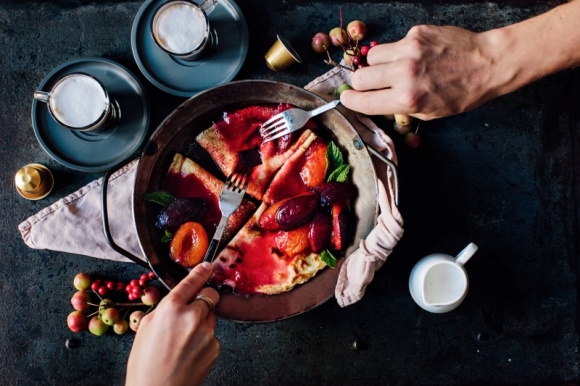 Jesienny poranek bez chandry Styl Å¼ycia, LIFESTYLE - Jesienne poranki niejednokrotnie wystawiajÄ… nasz humor na prÃ³bÄ™. Szukamy rÃ³Å¼nych sposÃ³b, aby nie daÄ‡ siÄ™ chandrze i nie przesiedzieÄ‡ caÅ‚ego dnia pod grubym kocem. Na szczÄ™Å›cie jest jeden niezawodny sposÃ³b, dziÄ™ki ktÃ³remu pojawia siÄ™ chÄ™Ä‡ do dziaÅ‚ania â€“ poranna kawa!