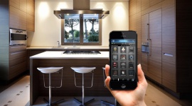 Smart home juÅ¼ na kaÅ¼dÄ… kieszeÅ„. Dewelopera i klienta Styl Å¼ycia, LIFESTYLE - StaÄ‡ nas na inteligentne mieszkania? Systemy smart home w podstawowej wersji kosztujÄ… juÅ¼ mniej wiÄ™cej tyle, ile nowy telewizor ze Å›redniej pÃ³Å‚ki. Polacy mogÄ… i chÄ™tnie unowoczeÅ›niajÄ… swoje domy, a wielu kupuje juÅ¼ mieszkania z takim wyposaÅ¼eniem w standardzie.