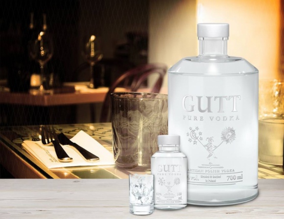 Alkohol w karnawale â€“ kilka porad Styl Å¼ycia, LIFESTYLE - Gutt Vodka przygotowaÅ‚a poradnik, podpowiadajÄ…cy jak naleÅ¼y piÄ‡ w karnawaÅ‚owym okresie, aby siÄ™ nie upiÄ‡.