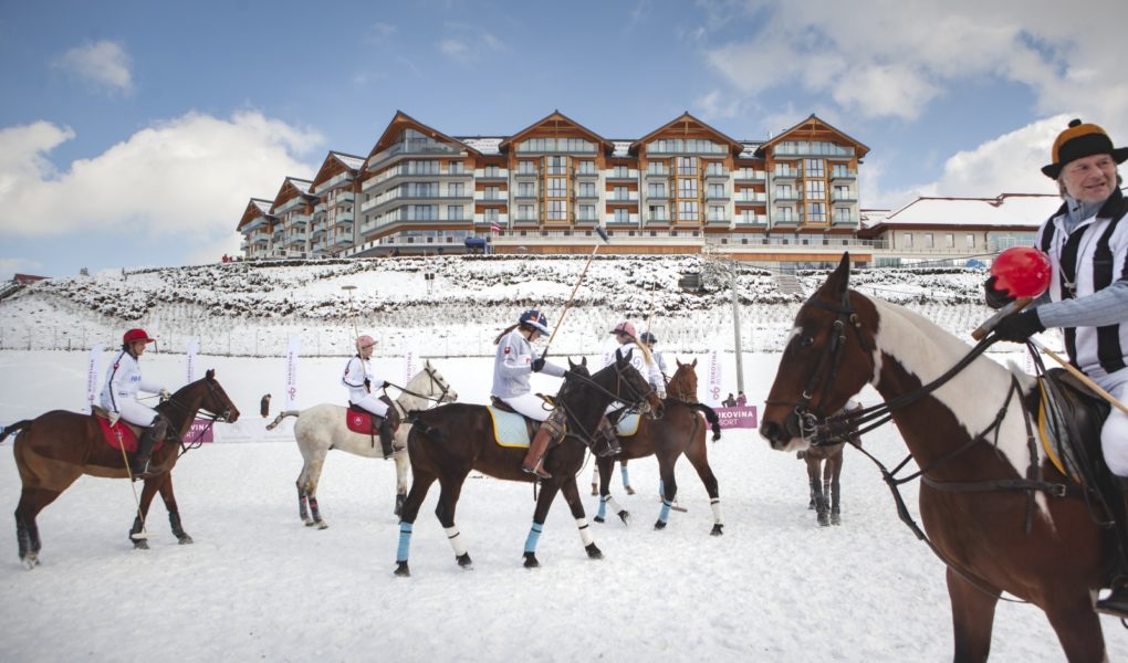 10. edycja zawod?w polo na sniegu w Tatrach