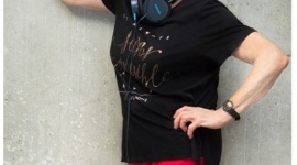 DJ Wika zaprasza na Walentynki do WrocÅ‚awia Styl Å¼ycia, LIFESTYLE - NajsÅ‚ynniejsza seniorka w Polsce poprowadzi dancing i opowie o swojej pasji. BÄ™dzie teÅ¼ Spotkanie Samotnych Serc, czyli speed-dating. Poznaj program Walentynek w Centrum Seniora Angel Care we WrocÅ‚awiu. WstÄ™p bezpÅ‚atny â€“ trwajÄ… zapisy.