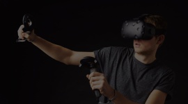 Warszawski Dom Zagadek otworzyÅ‚ Salon Wirtualnej RzeczywistoÅ›ci Styl Å¼ycia, LIFESTYLE - Dom Zagadek, wybrany przez mieszkaÅ„cÃ³w stolicy w plebiscycie Warszawiaki 2015 na Centrum Rozrywki Roku oraz uznany za najlepszy Escape Room przez portal ktoryescape.pl, otworzyÅ‚ Salon Wirtualnej RzeczywistoÅ›ci (Salon VR).