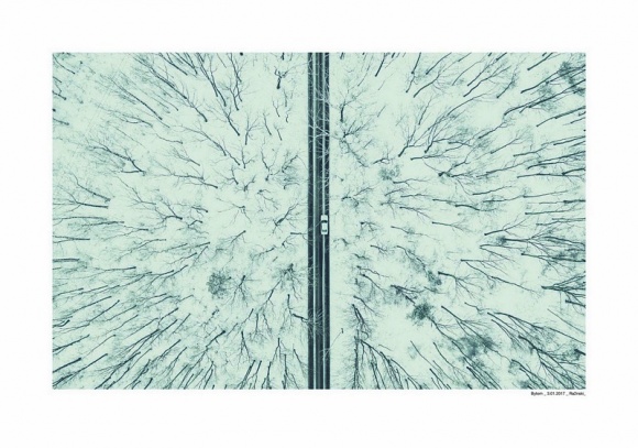 Zobacz zjawiskowy ÅšlÄ…sk z lotu ptaka. Nowa wystawa w Agorze Bytom Styl Å¼ycia, LIFESTYLE - Wojciech RadwaÅ„ski pokazuje ÅšlÄ…sk z nieznanej perspektywy. Jego zdjÄ™cia wykonane dronem robiÄ… furorÄ™ w internecie i zdobywajÄ… prestiÅ¼owe nagrody. Od 1 kwietnia bÄ™dzie moÅ¼na je zobaczyÄ‡ w Galerii na Poziomie w Agorze Bytom. WstÄ™p wolny.