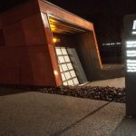 Muzeum II Wojny Åšwiatowej w GdaÅ„sku z systemem informacji wizualnej