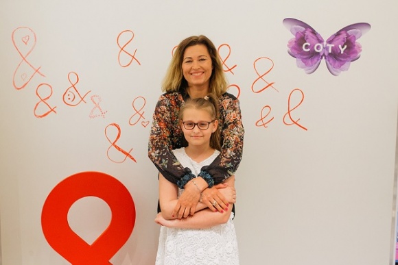 ÅšWIATOWY DZIEÅƒ WALKI Z NOWOTWORAMI KRWI â€“ COTY POLSKA WSPIERA FUNDACJÄ˜ DKMS Styl Å¼ycia, LIFESTYLE - JuÅ¼ od ponad oÅ›miu lat Coty Polska wspÃ³Å‚pracuje z FundacjÄ… DKMS regularnie wspierajÄ…c jej inicjatywy, zarÃ³wno finansowo jak i poprzez uczestnictwo w projektach promujÄ…cych ideÄ™ dawstwa w Polsce.