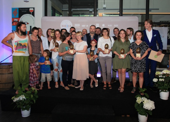 FinaÅ‚ I edycji akcji â€žKUKBUK Polecaâ€! Styl Å¼ycia, LIFESTYLE - W piÄ…tek, 19 maja, w restauracji MielÅ¼yÅ„ski przy ulicy Czerskiej w Warszawie odbyÅ‚a siÄ™ uroczysta gala wieÅ„czÄ…ca I edycjÄ™ akcji â€žKUKBUK Polecaâ€.