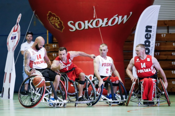 Å»yj z pasjÄ…! Marcin Gortat Camp z SokoÅ‚Ã³w Styl Å¼ycia, LIFESTYLE - SokoÅ‚Ã³w po raz kolejny zostaÅ‚ partnerem Marcin Gortat Camp - akcji, ktÃ³rej ideÄ… jest promowanie aktywnoÅ›ci fizycznej.