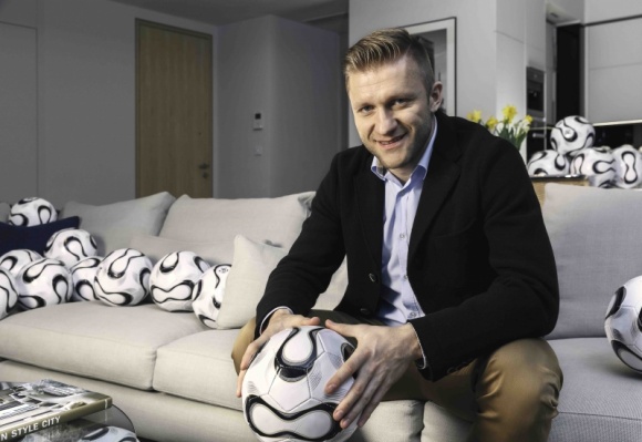 Kuba BÅ‚aszczykowski kupiÅ‚ apartament w Cosmopolitan Twarda 4