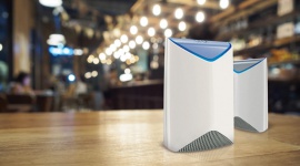 Polska premiera NETGEAR WiFi Orbi Pro Styl Å¼ycia, LIFESTYLE - Od recepcji po pomieszczenia magazynowe â€” trÃ³jzakresowy system WiFi Orbi Pro (SRK60) zapewnia zasiÄ™g sieci WiFi AC3000 (3Gb/s) o wysokiej wydajnoÅ›ci na powierzchni do 350 metrÃ³w kwadratowych.
