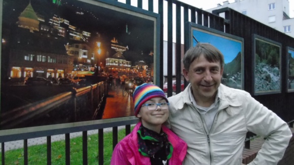 Gruzja. Impresje z podrÃ³Å¼y po Kaukazie w â€žGalerii na pÅ‚ocieâ€ Sztuka, LIFESTYLE - Ulica Fabryczna w BiaÅ‚ymstoku znÃ³w zmieniÅ‚a oblicze â€“ z malowniczych rozlewisk i trzcinowisk Czarnej HaÅ„czy zabiera nas w innÄ… podrÃ³Å¼ â€“ po Gruzji. I to nie tylko w podrÃ³Å¼ fotograficznÄ…, ale rÃ³wnieÅ¼ kulinarnÄ….