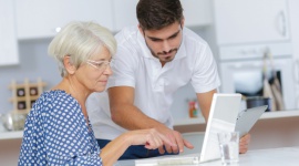 5 krokÃ³w jak nauczyÄ‡ babciÄ™ korzystania z Internetu