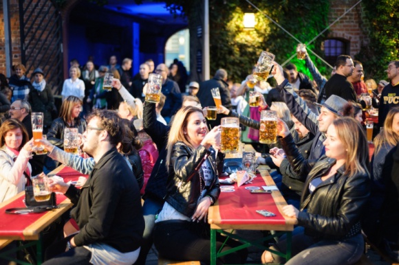 PAULANER OKTOBERFEST WE WROCÅAWIU Styl życia, LIFESTYLE - Bawarskie Å›wiÄ™to piwa po raz kolejny w Polsce