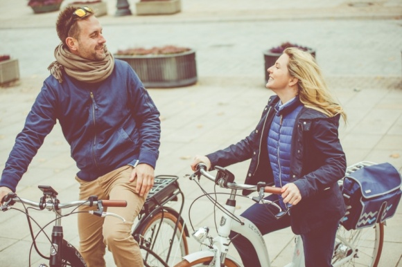 Na przekÃ³r zÅ‚ej pogodzie â€“ obalamy 5 mitÃ³w o jeÅºdzie na rowerze zimÄ… Styl Å¼ycia, LIFESTYLE - Oto 5 mitÃ³w, ktÃ³re niesÅ‚usznie zniechÄ™cajÄ… nas do podjÄ™cia aktywnoÅ›ci fizycznej rÃ³wnieÅ¼ w zimie.