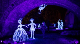 National Geographic po raz trzeci partnerem Bella Skyway Festival Styl Å¼ycia, LIFESTYLE - National Geographic ponownie zostaÅ‚ partnerem festiwalu Å›wiateÅ‚ Bella Skyway Festival, ktÃ³ry odbywa siÄ™ w dniach 21-26 sierpnia 2018 roku w Toruniu. Organizatorami wydarzenia sÄ… Miasto ToruÅ„ i ToruÅ„ska Agenda Kulturalna.