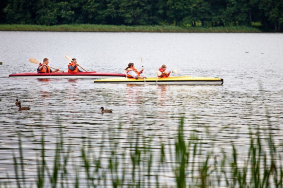 PONAD 70 DNI WAKACJI â€“ CZY TO NIE ZA DUÅ»O? Styl Å¼ycia, LIFESTYLE - Dzieci wÅ‚aÅ›nie wrÃ³ciÅ‚y do szkoÅ‚y, a rodzice rozmawiajÄ… o tym, jak udaÅ‚o im siÄ™ przetrwaÄ‡ wyjÄ…tkowe dÅ‚ugie, tegoroczne lato.