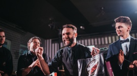 Krakowianin z tytuÅ‚em Vergnano Best Barista 2018 Styl Å¼ycia, LIFESTYLE - PoznaliÅ›my zwyciÄ™zcÄ™ ogÃ³lnopolskiego finaÅ‚u Vergnano Best Barista 2018. Po pasjonujÄ…cej walce najlepszym baristÄ… okazaÅ‚ siÄ™ Tomasz ÅÃ³j, na co dzieÅ„ pracujÄ…cy w Krakowie.
