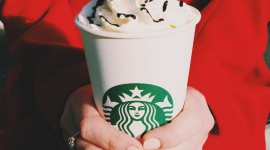 Kawa, ktÃ³ra smakuje jak niezapomniane Å›wiÄ™ta Styl Å¼ycia, LIFESTYLE - ÅšwiÄ…teczna kawa pita wspÃ³lnie z najbliÅ¼szymi zasÅ‚uguje na to, Å¼eby byÅ‚a wyjÄ…tkowa.