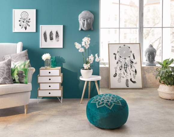 Domowe SPA. Egzotyczny relaks we własnych czterech kątach. Styl życia, LIFESTYLE - Kto nie chciałby mieć w domu własnego SPA? Najlepiej z basenem, gabinetem masażu i sauną… Cóż, zdecydowana większość z nas może o tym tylko pomarzyć. Albo stworzyć sobie jego namiastkę we własnych czterech kątach.