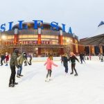 Aktywne ferie na lodowisku przed Silesia City Center