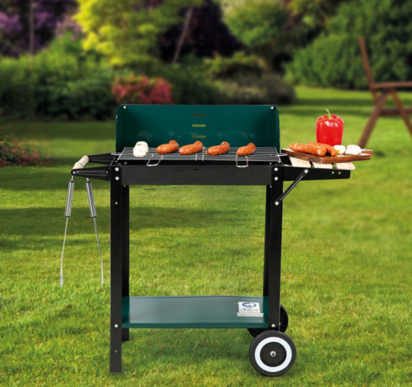 Aktywnie, z przyjaciółmi czy na łonie natury? Trzy pomysły na majówkę Styl życia, LIFESTYLE - W trakcie majowego weekendu najchętniej spędzamy czas z rodziną lub przyjaciółmi, uciekamy za miasto lub rozpalamy pierwszego grilla. W najnowszej tygodniowej ofercie Netto coś dla siebie znajdą nie tylko domatorzy, ale również miłośnicy podroży.