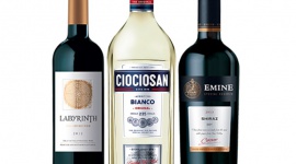 Wina na wesele Styl Å¼ycia, LIFESTYLE - Sezon Å›lubny trwa. Na weselnych stoÅ‚ach coraz czÄ™Å›ciej oprÃ³cz wÃ³dki pojawiajÄ… siÄ™ inne alkohole.