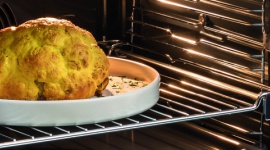 3 kroki do idealnego piekarnika BIZNES, Konsument - WyposaÅ¼enie kuchni w sprzÄ™t AGD to jeden z trudniejszych momentÃ³w remontu. To wÅ‚aÅ›nie on decyduje o naszej satysfakcji w nastÄ™pnych latach lub jej braku. Piekarnik za to jest sercem kuchni, a odpowiednio dobrany moÅ¼e nie tylko uÅ‚atwiÄ‡ nam przygotowanie wielu daÅ„, ale takÅ¼e...