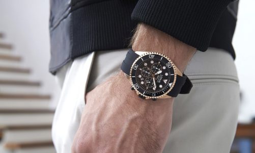 Kupno zegarka. Czym Polacy kieruja sie przy wyborze?