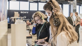 NajwiÄ™ksza w Polsce strefa sÅ‚uchawek na Audio Video Show 2019 Muzyka, LIFESTYLE - StaÅ‚ym elementem wydarzenia jest specjalna strefa sÅ‚uchawek, ktÃ³ra w trakcie Audio Video Show 2019 zostanie ulokowana na PGE Narodowym.