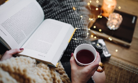 6 sposobÃ³w na pokonanie jesiennej chandry Styl Å¼ycia, LIFESTYLE - KrÃ³tkie dni, deszczowa pogoda â€“ listopadowa aura moÅ¼e powodowaÄ‡ brak motywacji i spadek energii. Jednak nie musi tak byÄ‡! PoniÅ¼ej przedstawiamy najlepsze sposoby na pokonanie jesiennej chandry, ktÃ³re moÅ¼ecie wcieliÄ‡ w Å¼ycie w kaÅ¼dej chwili.