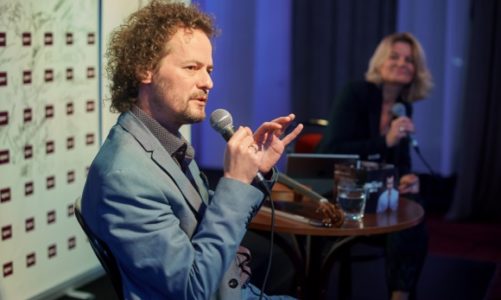 Mariusz Patyra z pÅ‚ytÄ… â€žNo.24â€ w ramach â€žPiÄ…tkÃ³w z NowÄ… MuzykÄ…â€