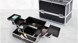 Świąteczne prezenty z Netto – podarunki dla niej i dla niego Styl życia, LIFESTYLE - Święta tuż, tuż, dlatego to niemal ostatni dzwonek, aby znaleźć idealne prezenty gwiazdkowe. Jeśli wciąż nie macie pomysłu, co podarować swoim bliskim pod choinkę, zajrzyjcie do sklepu Netto.