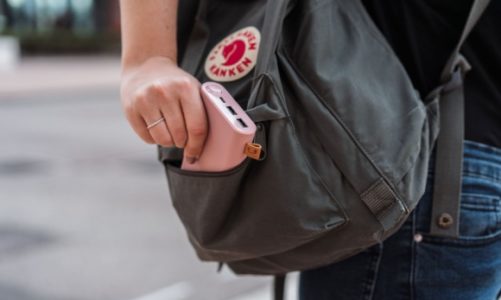 Jak odciÄ…Å¼yÄ‡ damskÄ… torebkÄ™ i ulÅ¼yÄ‡ krÄ™gosÅ‚upowi?