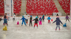 Polska na Å‚yżwach - wyniki badania Styl życia, LIFESTYLE - Åyżwiarstwa próbowaÅ‚o aż 87 proc. badanych, z czego co czwarty w ciÄ…gu ostatnich dwóch lat, wynika z badania “Polska na Å‚yżwach†przeprowadzonego na zlecenie PGE Energia CiepÅ‚a przez Kantar Polska.