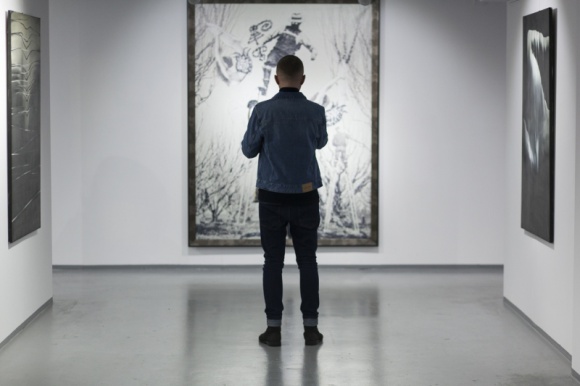 Czy panuje moda na sztukÄ™, czy w sztuce panujÄ… mody? Sztuka, LIFESTYLE - Czy w sztuce, tak jak w innych dziedzinach, panujÄ… trendy? Warto siÄ™ w nie wpasowaÄ‡, a moÅ¼e naleÅ¼y siÄ™gaÄ‡ po dzieÅ‚a, ktÃ³re bÄ™dÄ… zawsze modne?