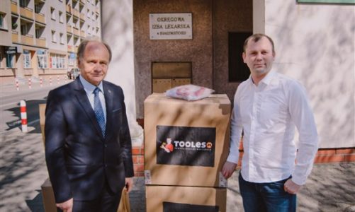 Tooles wspiera lekarzy w walce z koronawirusem