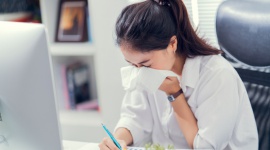 Home office z alergiÄ… w tle Czyli jak pracowaÄ‡, kiedy za oknem pyli? Styl Å¼ycia, LIFESTYLE - Praca w domu wymaga samozaparcia, organizacji czasu oraz odpowiedniego planu. Niekiedy najbardziej przeszkadzajÄ… nam w niej nie domowe sprawy, aleâ€¦ alergia.