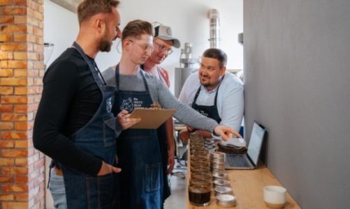 ParapetÃ³wka w palarni i akcja "Kawa za kwiatek"