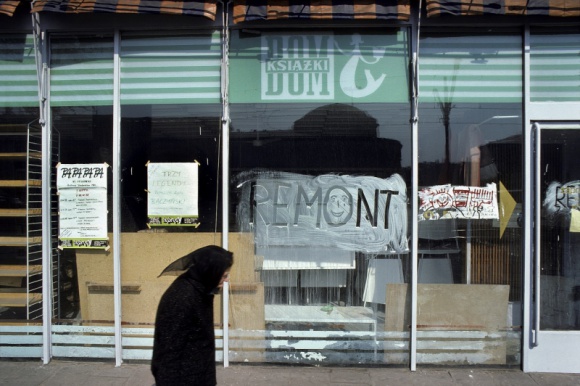 Chris Niedenthal â€“ wystawa fotografii Sztuka, LIFESTYLE - Od 27 lipca w Blue City bÄ™dzie moÅ¼na zapoznaÄ‡ siÄ™ z twÃ³rczoÅ›ciÄ… wybitnego dokumentalisty i ikony fotoreportaÅ¼u Chrisa Niedenthala.