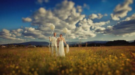 7 wytycznych dotyczÄ…cych planowania wesela w gÃ³rach Styl Å¼ycia, LIFESTYLE - Wesele w gÃ³rach to marzenie wielu przyszÅ‚ych panien mÅ‚odych. Bajeczne widoki gÃ³rskich szczytÃ³w, zapach lasu, a takÅ¼e cisza i spokÃ³j â€“ wÅ‚aÅ›nie dlatego takie ceremonie cieszÄ… siÄ™ duÅ¼Ä… popularnoÅ›ciÄ….