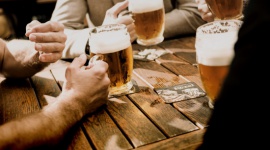 Czeski piwny piÄ…tek z markÄ… Kozel