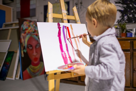 InspirujÄ…ca jesieÅ„ w Koneserze â€“ cykl warsztatÃ³w ceramicznych, malarskich i diy Sztuka, LIFESTYLE - Warszawskie Centrum Praskie Koneser stawia na twÃ³rczoÅ›Ä‡. Trwa cykl bezpÅ‚atnych warsztatÃ³w ceramicznych dla dzieci i dorosÅ‚ych w Art SuÅ‚ek Space. OprÃ³cz tego zajÄ™cia malarskie dla najmÅ‚odszych przygotowane przez artystÃ³w w galerii Dom ze SztukÄ….